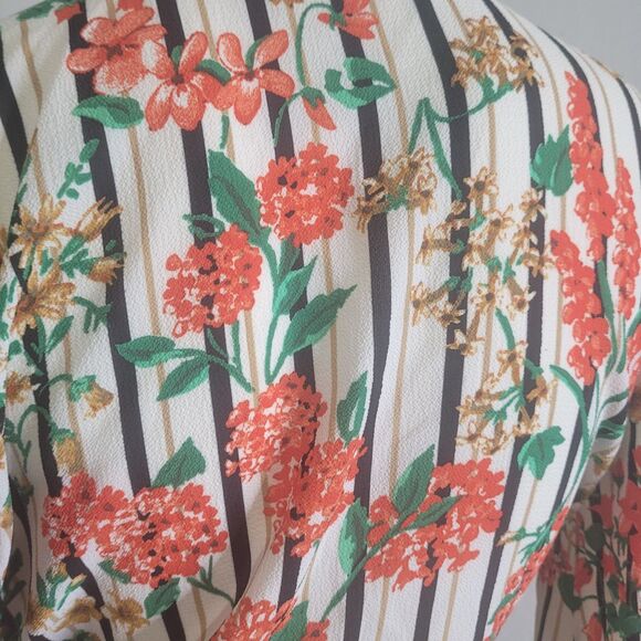 Zara Basic Small blouse top striped floral v-neck open bell sleeve drawstring - Picture 9 of 12